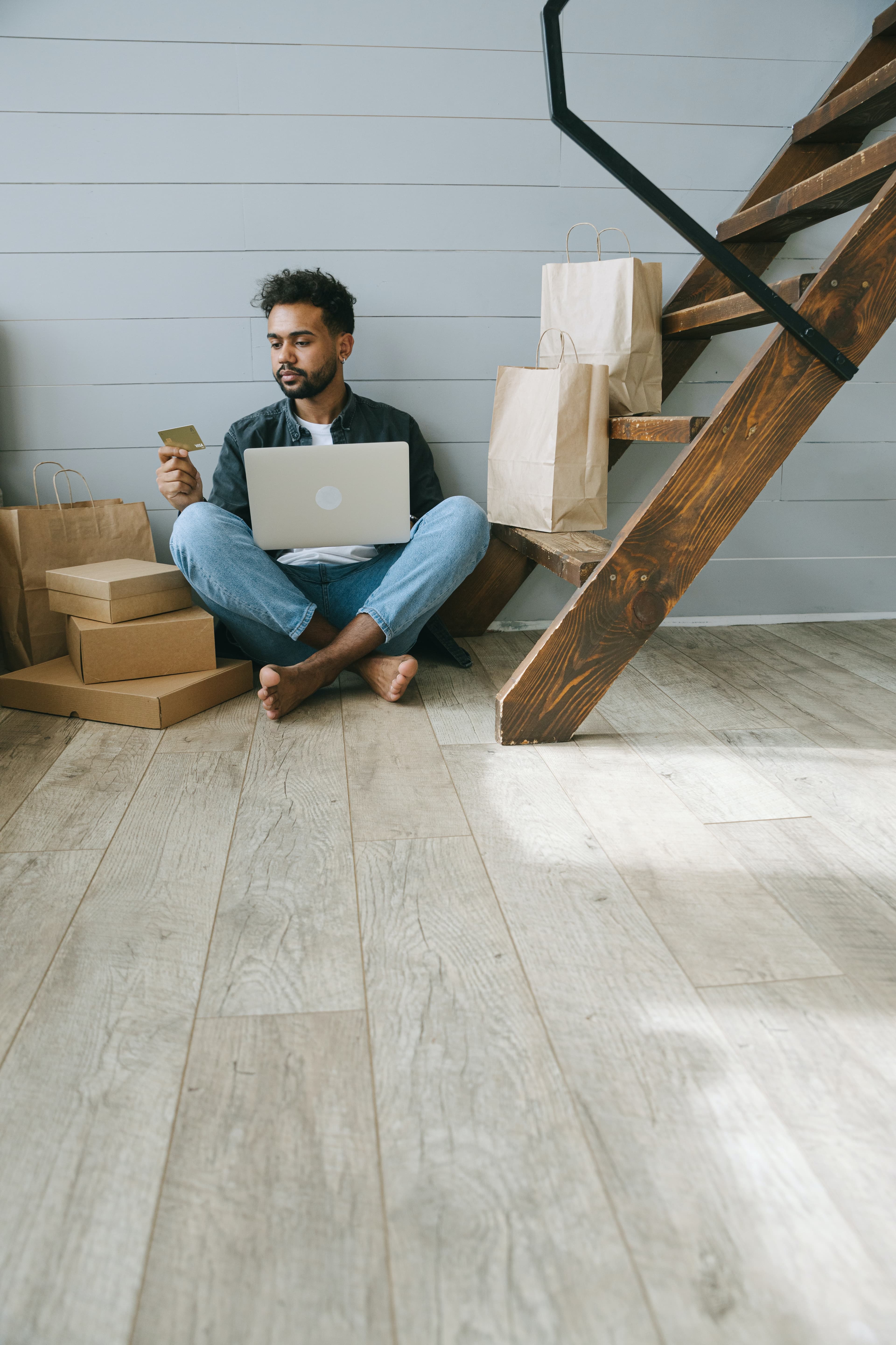 Pliant corporate credit cards for ecommerce businesses